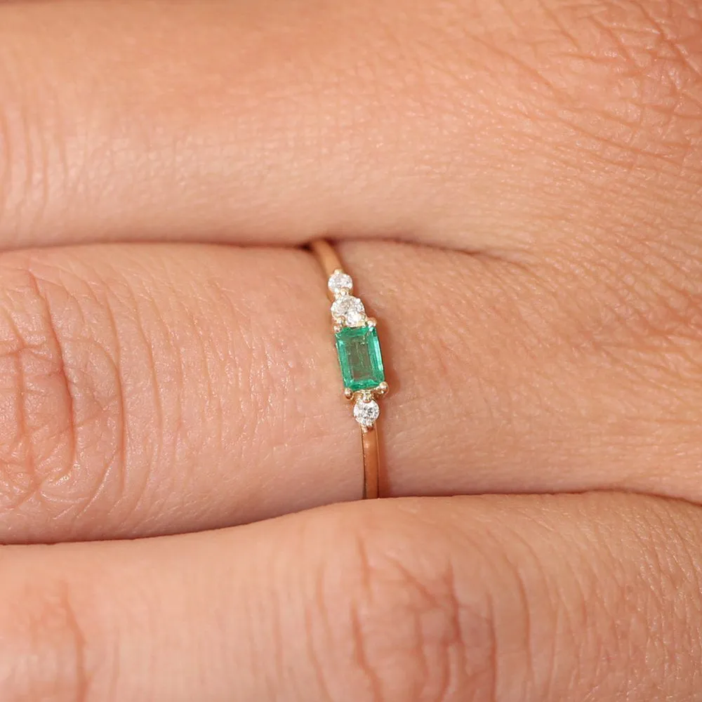 14k Gold Baguette Emerald Diamond Ring