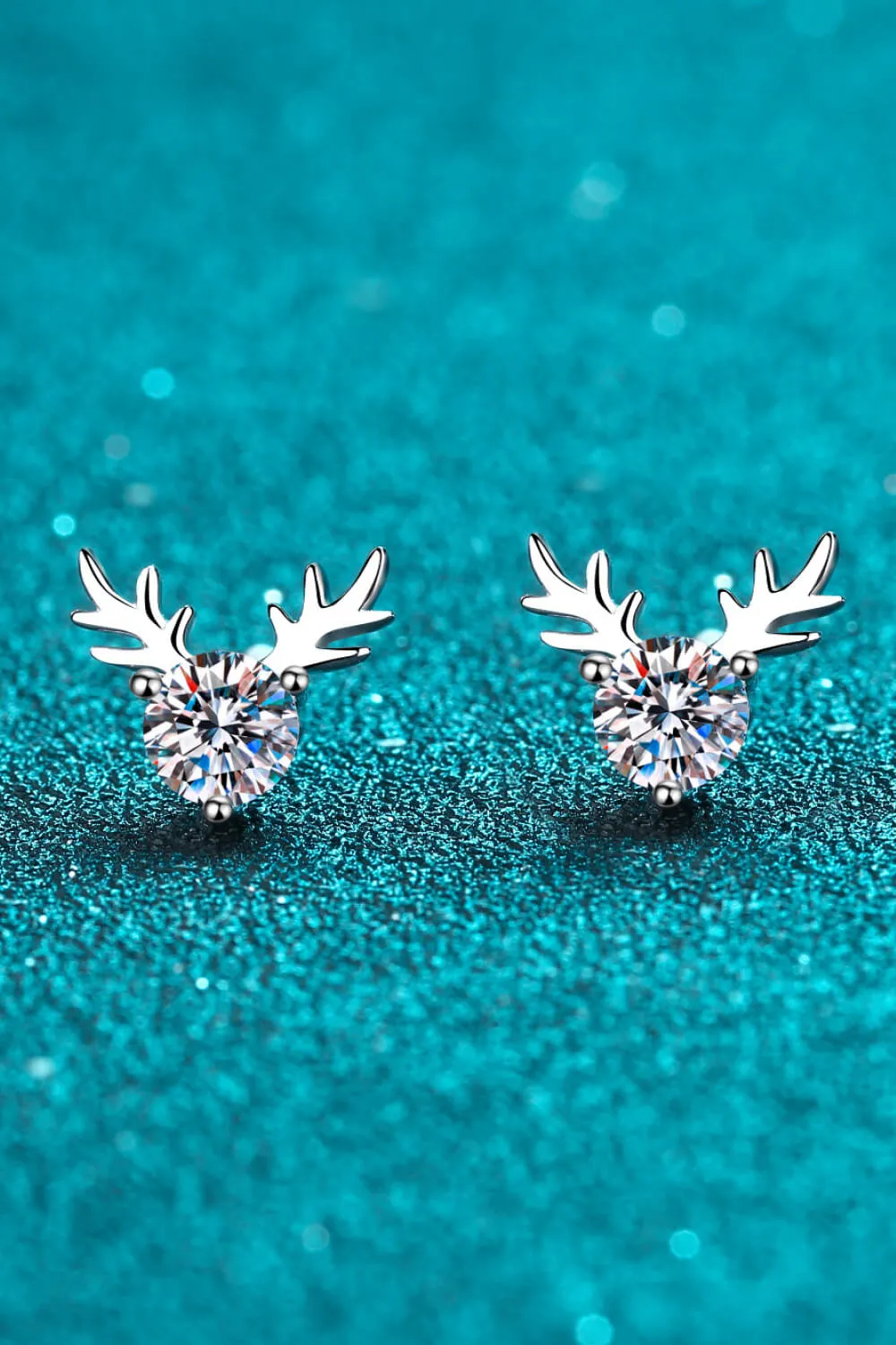 925 Sterling Silver Reindeer-Shaped Moissanite Earrings