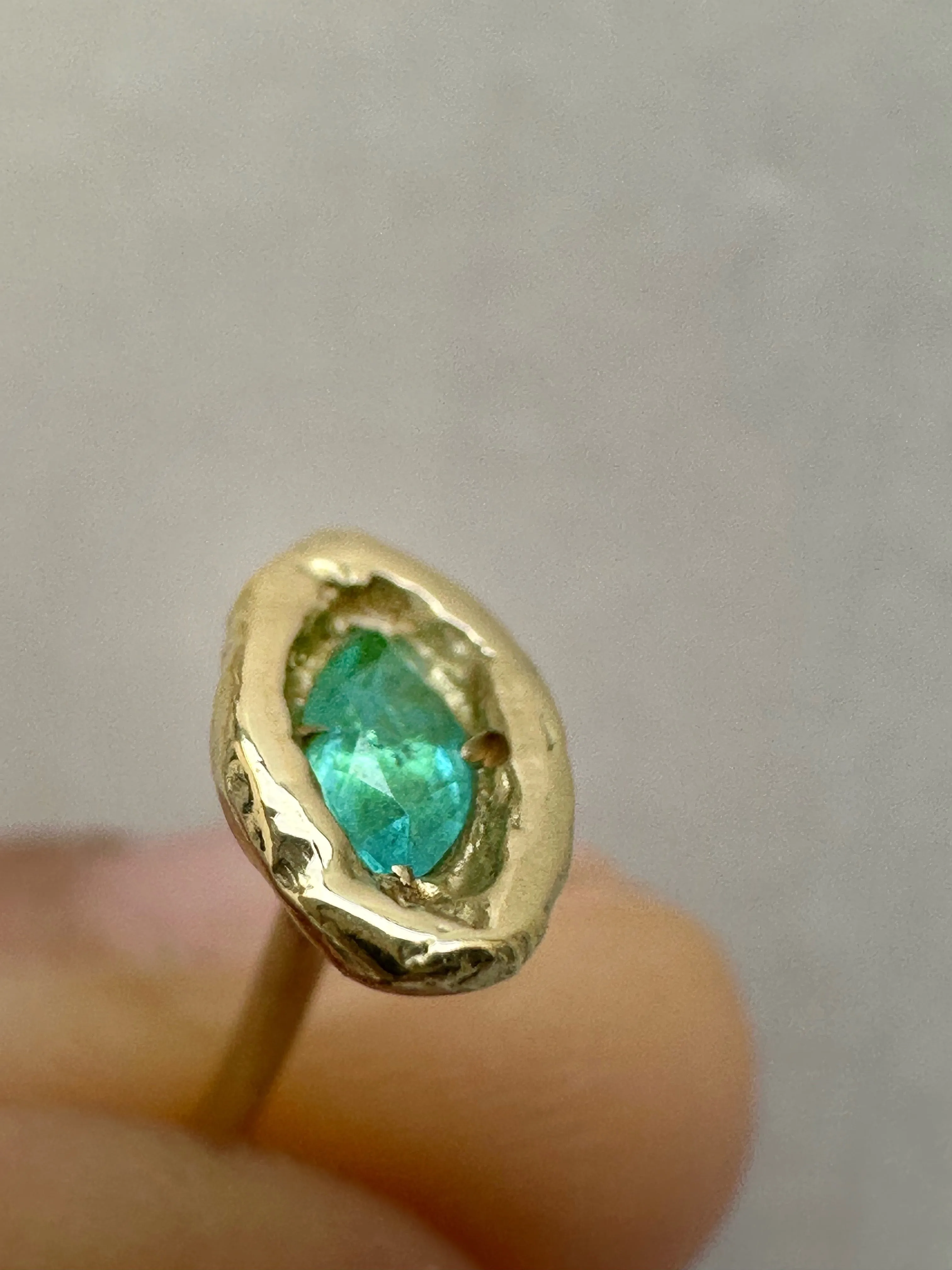 Atlantis Eyes 18K Yellow Gold Natural Brazilian Paraiba Neon Blue Tourmaline Marquise