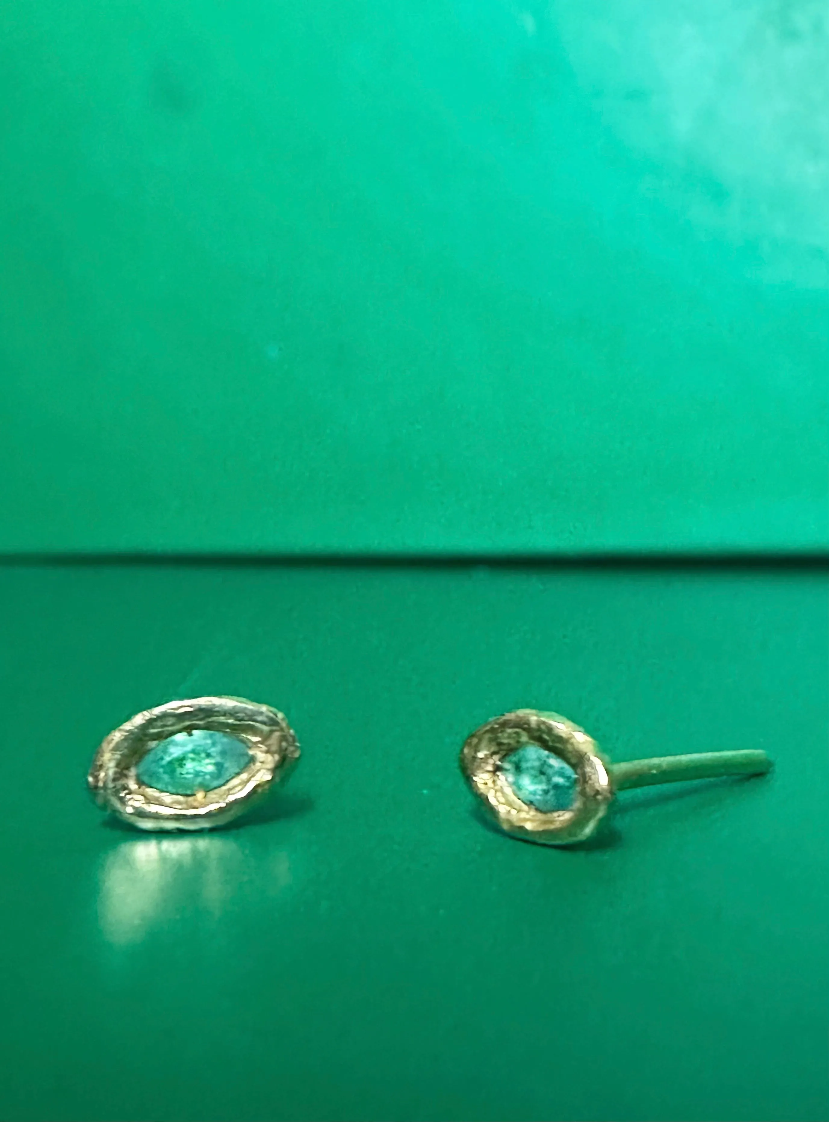 Atlantis Eyes 18K Yellow Gold Natural Brazilian Paraiba Neon Blue Tourmaline Marquise