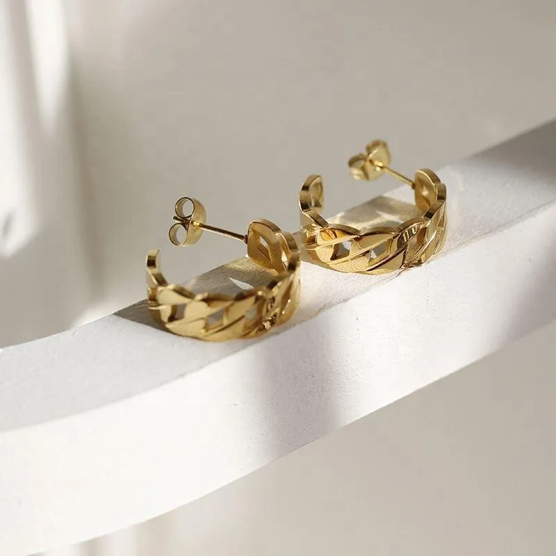 Chain Affair Hoop Earrings