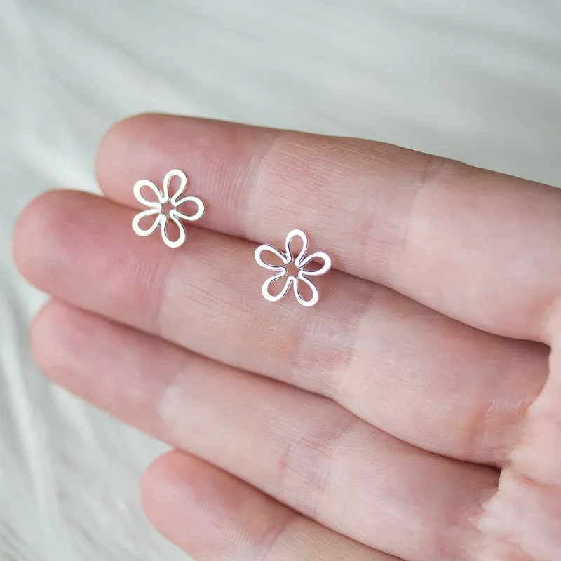 Dainty Sterling Silver Flower Stud Earrings, Simple Daisy