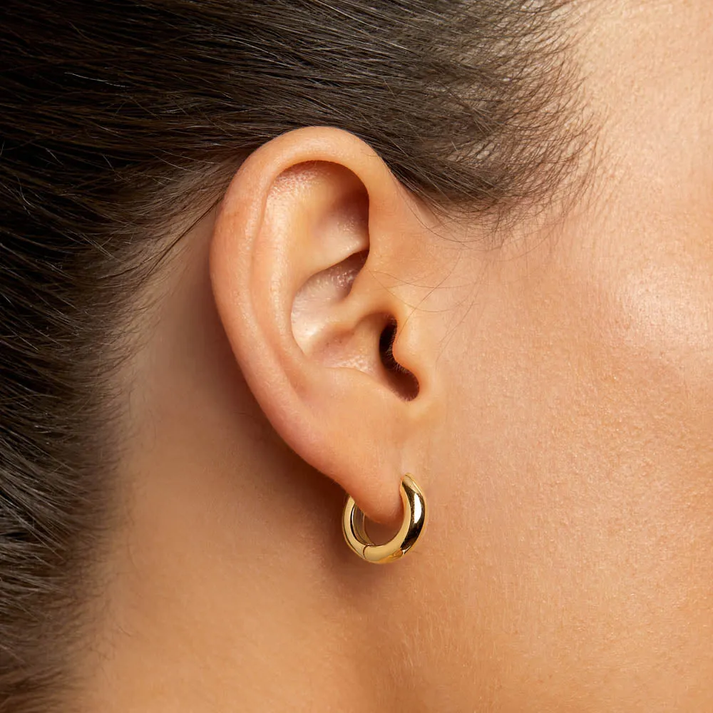 Mini Curve Hoop Earrings in Gold