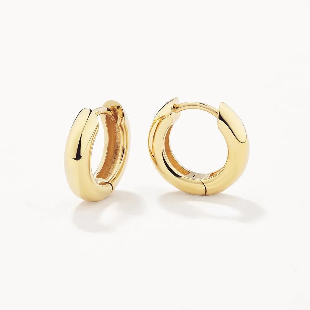 Mini Curve Hoop Earrings in Gold