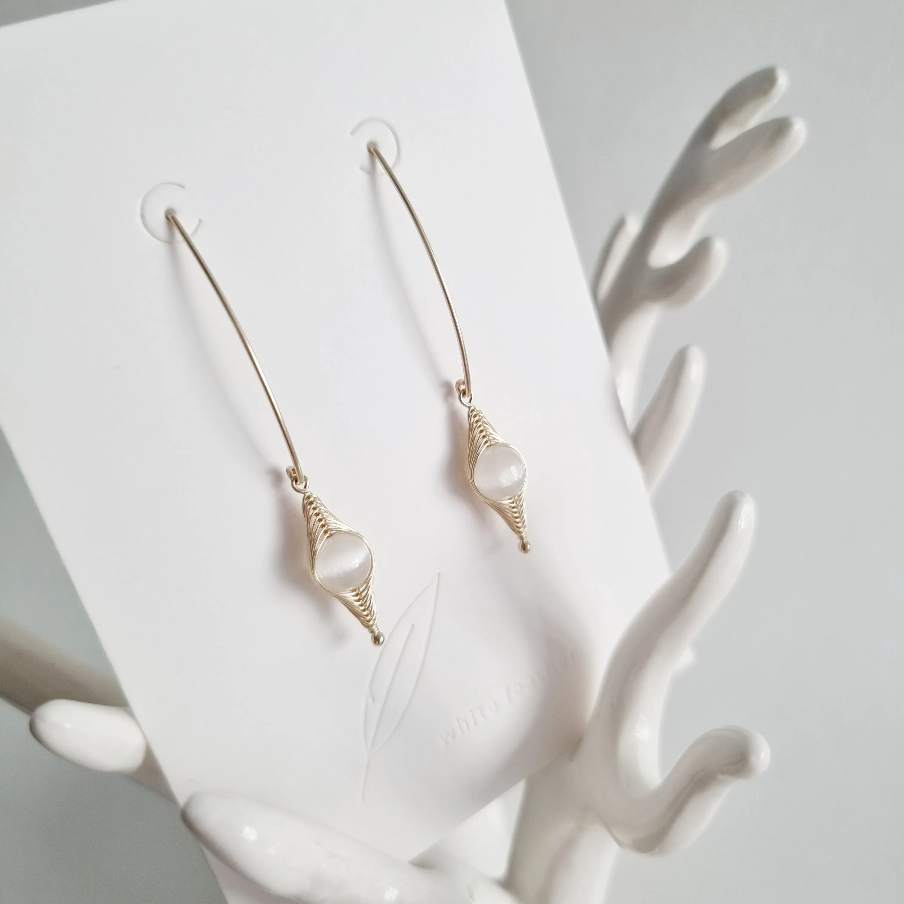 Nayana Drop Earrings / Selenite