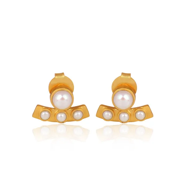 Pearl Curved Bar Stud Earrings