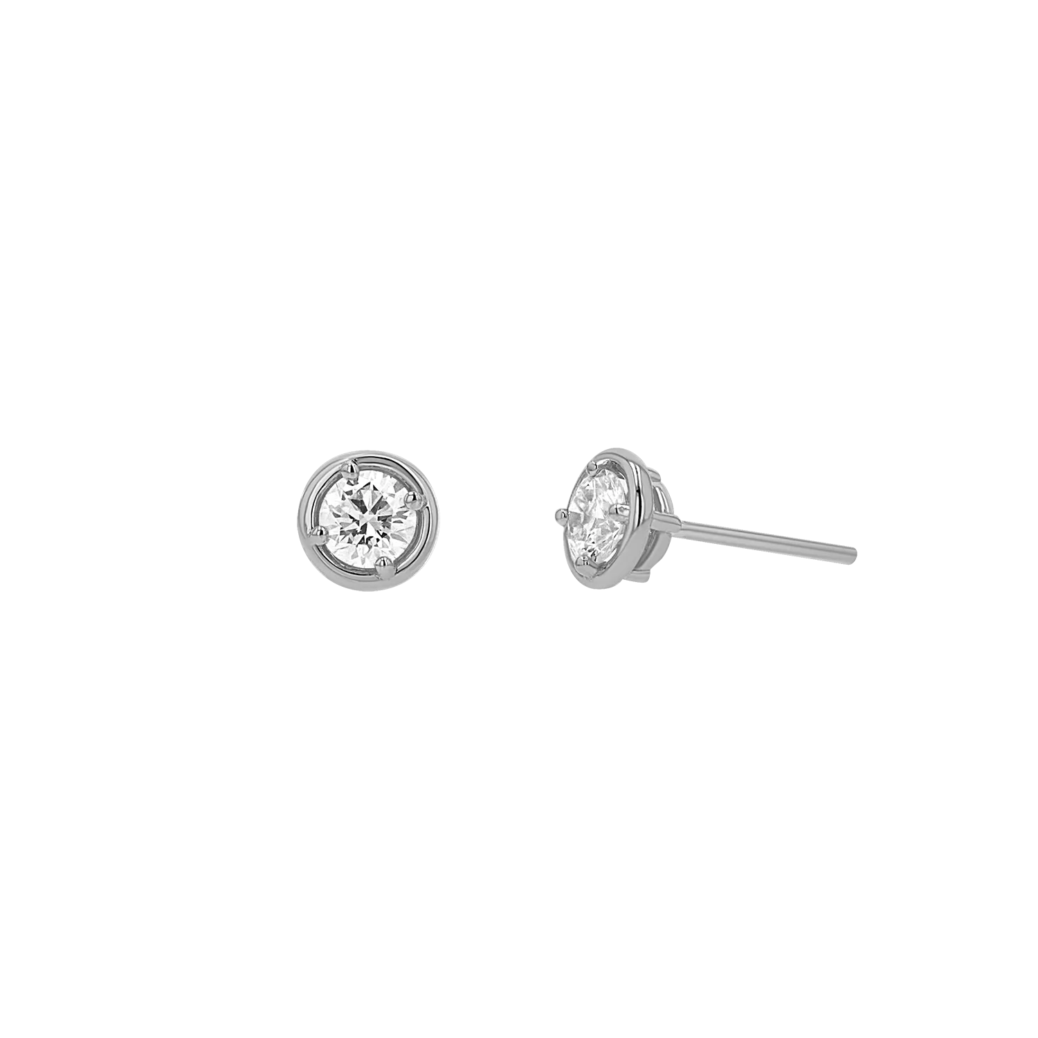 Round Diamond Stud Earrings